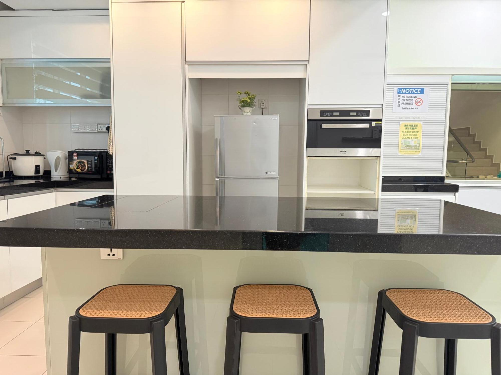 Ocean 19 Shamrock Villa Beachfront Big Group 4 Bedroom 5 Bathroom With Pool タンジュンブンガ エクステリア 写真